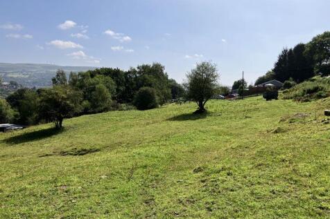 Approximately 3.419 acres, Llandraw... Farm land for sale