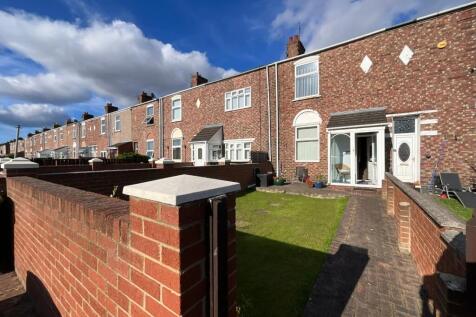 Oswald Street, South Shields, NE34 2 bed terraced house for sale