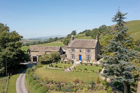 6 bedroom detached house for sale