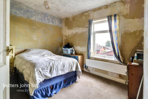 Pennell Street, Bucknall... 2 bed semi