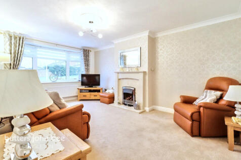 2 bedroom semi-detached bungalow for sale