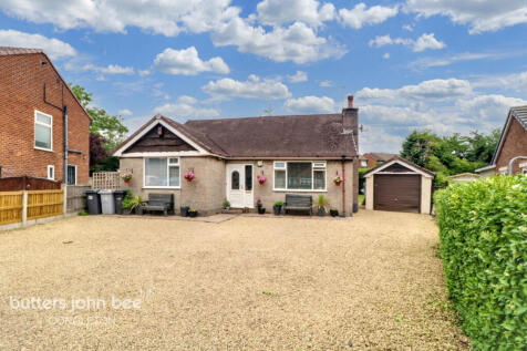 Newlyn Avenue, Mossley, Congleton... 3 bed detached bungalow for sale