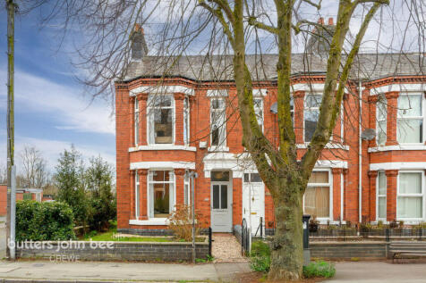 Ruskin Road, Crewe 5 bed end of terrace house for sale
