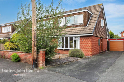 2 bedroom semi-detached house for sale