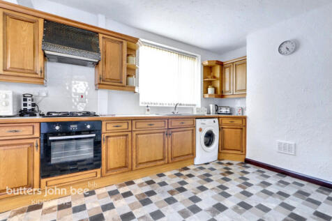 Ashenough Road, Talke, ST7 1ST 3 bed semi