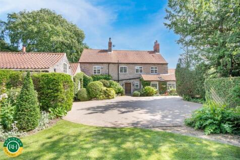 Lion Cottage, New Road, Firbeck 4 bed detached house for sale