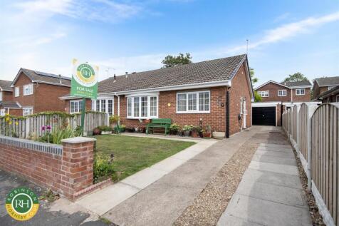 Kestrel Drive, Rossington, Doncaster 2 bed semi