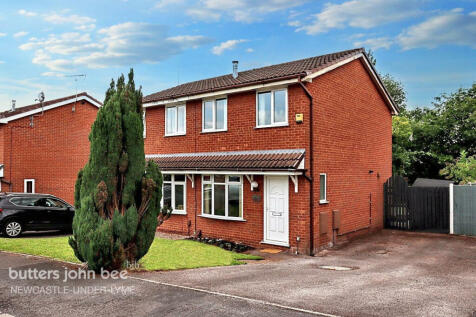 2 bedroom semi-detached house for sale