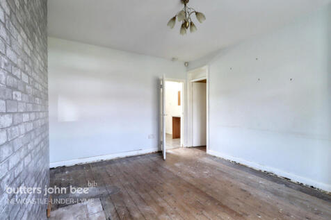 Hassam Avenue, Newcastle 2 bed terraced house for sale