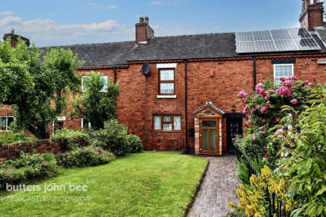 Park Terrace, Newcastle 2 bed cottage for sale