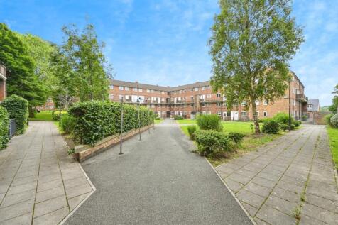 Knowsley Park Lane, Merseyside L34 2 bed maisonette for sale