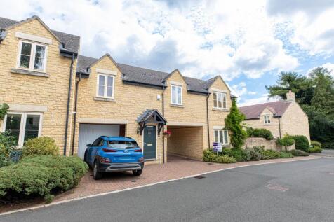Woodlands Close, Eastcombe 2 bed coach house for sale