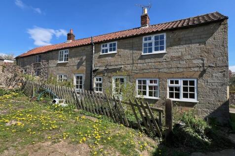 Main Street, Gillamoor, York 2 bed semi