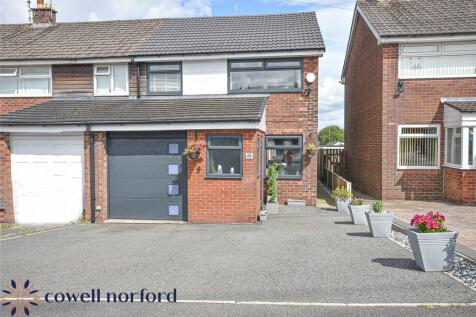 Norden Close, Rochdale OL11 3 bed terraced house for sale