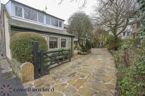 Halifax Road, Greater Manchester OL15 4 bed detached house for sale