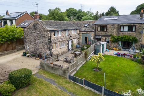 Wolstenholme Fold, Rochdale OL11 3 bed equestrian property for sale