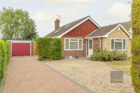 Penn Road, Norwich NR8 3 bed detached bungalow for sale