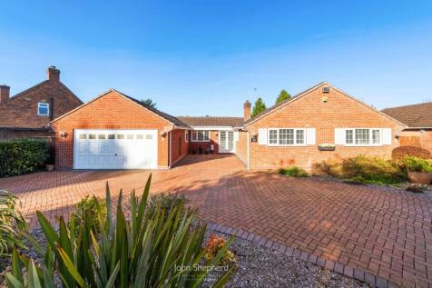 4 bedroom bungalow for sale