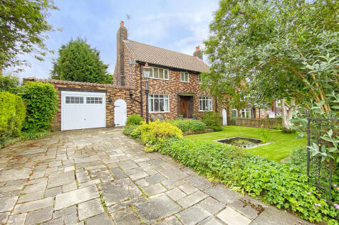 Hookstone Chase, Harrogate 4 bed detached house for sale