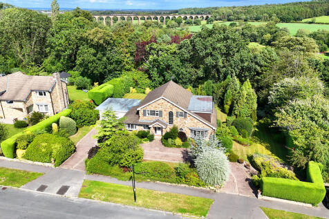 Fulwith Drive, Harrogate 5 bed detached house for sale