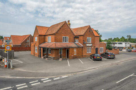 2 bedroom detached house for sale