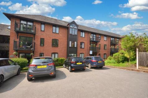 Stafford Street, Stone 2 bed flat for sale