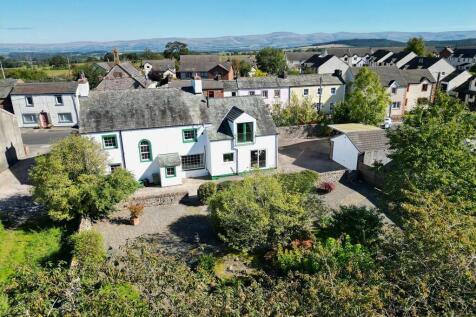 Clifton, Penrith 3 bed detached house for sale