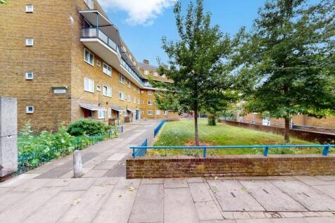 3 bedroom flat for sale