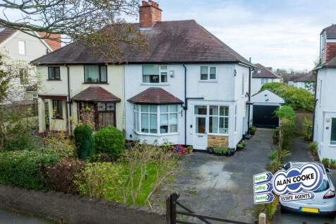 3 bedroom semi-detached house for sale