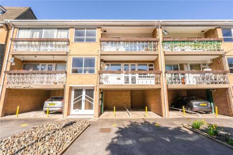 Selmeston Court, Grimsby... 2 bed apartment for sale