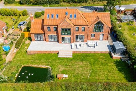 Riby Road, Caistor, Market Rasen... 6 bed detached house for sale