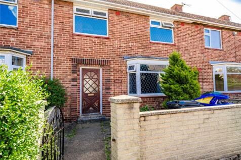 Langton Drive, Grimsby, Lincolnshire... 3 bed terraced house for sale
