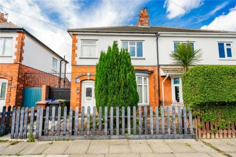 Heneage Road, Grimsby, Lincolnshire... 3 bed semi