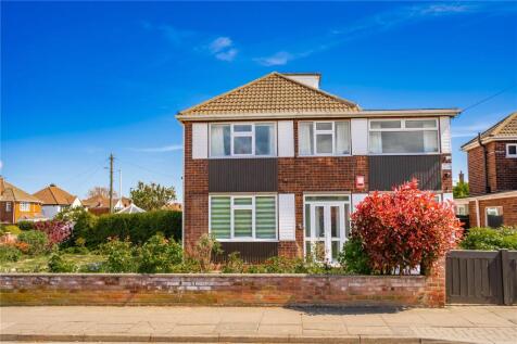 Hardys Road, Cleethorpes... 4 bed detached house for sale