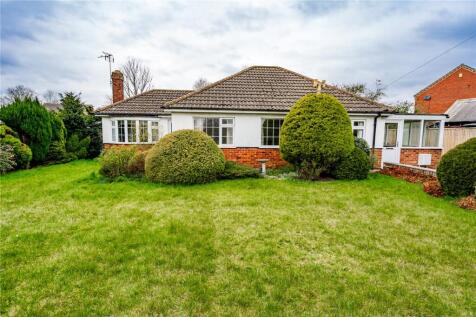 North End Crescent, Tetney, Grimsby... 3 bed bungalow for sale
