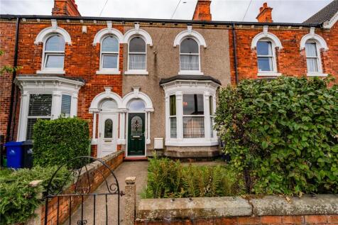 Clee Road, Cleethorpes, Lincolnshire... 4 bed terraced house for sale