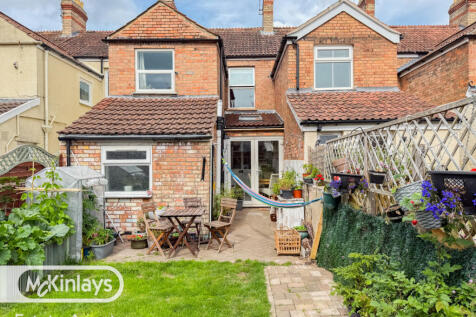 Taunton TA1 3 bed terraced house for sale