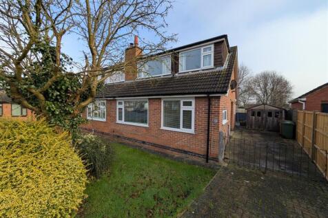 3 bedroom semi-detached house for sale