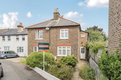 2 bedroom semi-detached house for sale
