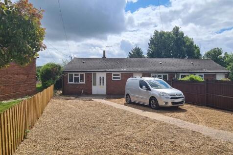 2 bedroom semi-detached bungalow for sale