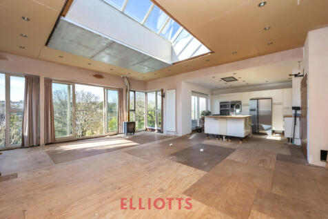 Redhill Drive, Brighton 4 bed detached house for sale