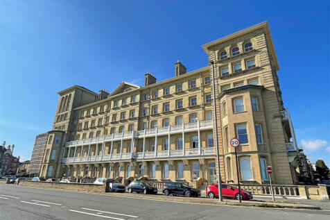 King House, Queens Gardens, Hove 1 bed apartment for sale