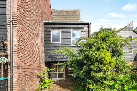 Northcott, Bracknell, RG12 4 bed end of terrace house for sale