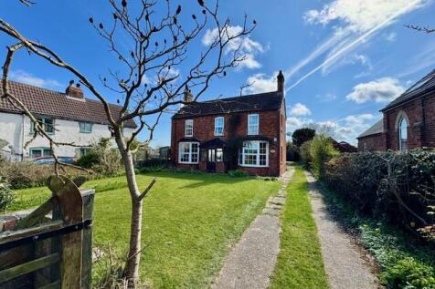 Alma House Main Road Saltfleetby... 4 bed detached house for sale