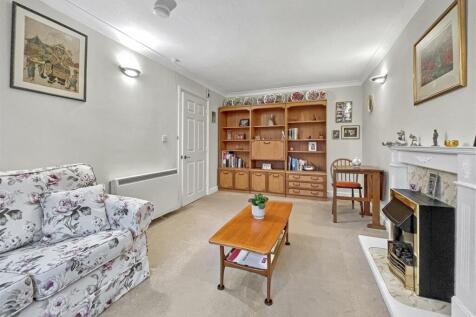 Trafalgar Road, Cirencester 1 bed flat for sale