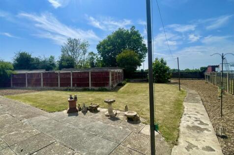 Riverway, South Cerney 3 bed bungalow for sale