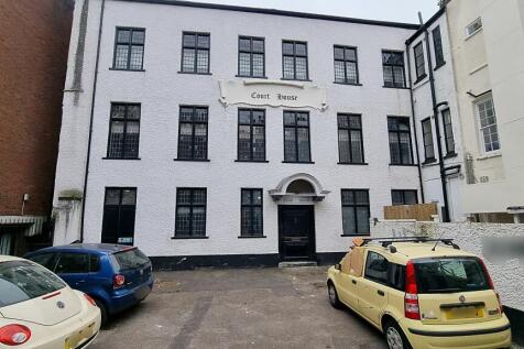Tailors Court, Bristol BS1 9 bed end of terrace house for sale