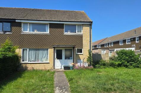5 bedroom semi-detached house for sale