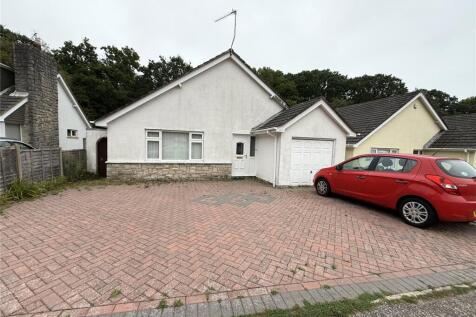Merley Drive, Christchurch BH23 2 bed bungalow for sale