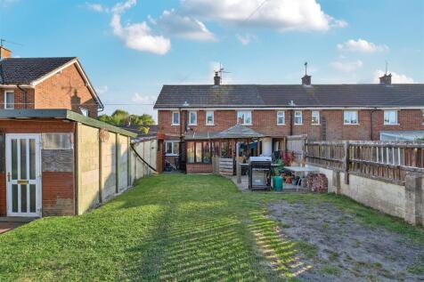 Queens Road, Devizes 3 bed end of terrace house for sale